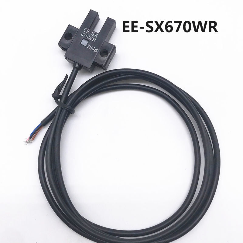 【OMRON】V700-A43 ケーブル 10m 12V新品未使用 OMRON】V700-A43 ケーブル 10m 12V新品未使用 OMRON】V700-A43